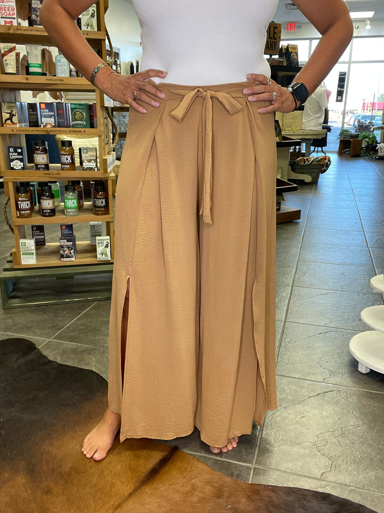 Saddle Wide Leg Slit Pants