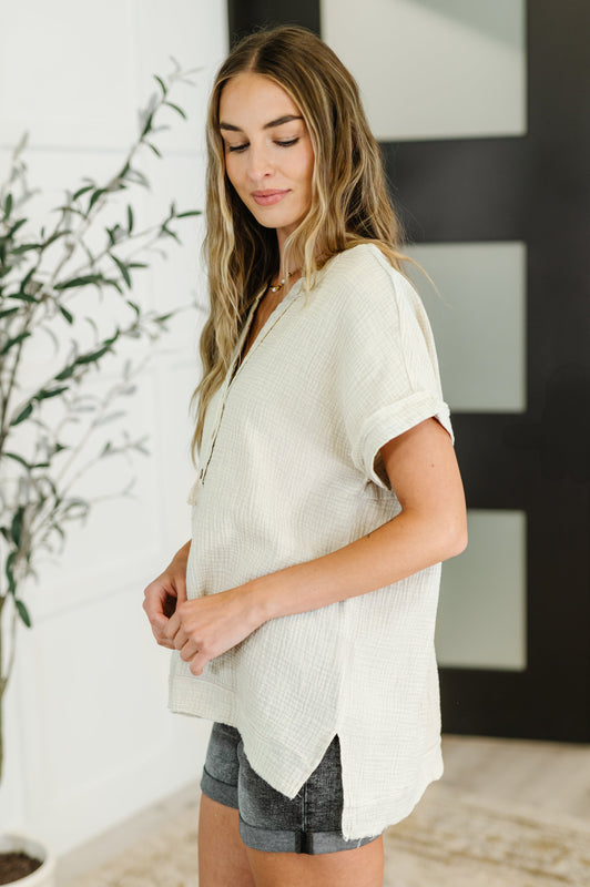 Basic Fade V-Neck Acid Wash Top in Sand Beige