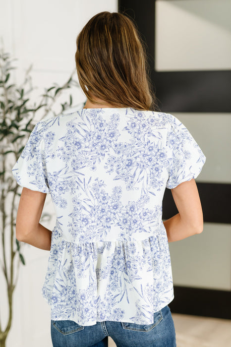 Dainty Lil' Thing Balloon Sleeve Blouse in Ivory/Blue