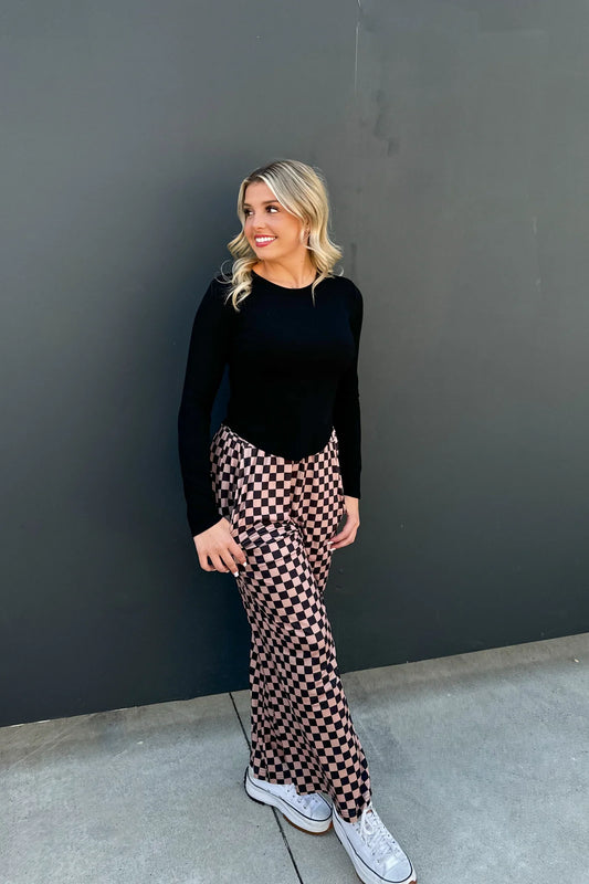 PREORDER: Elena Curve Hem Ribbed Top