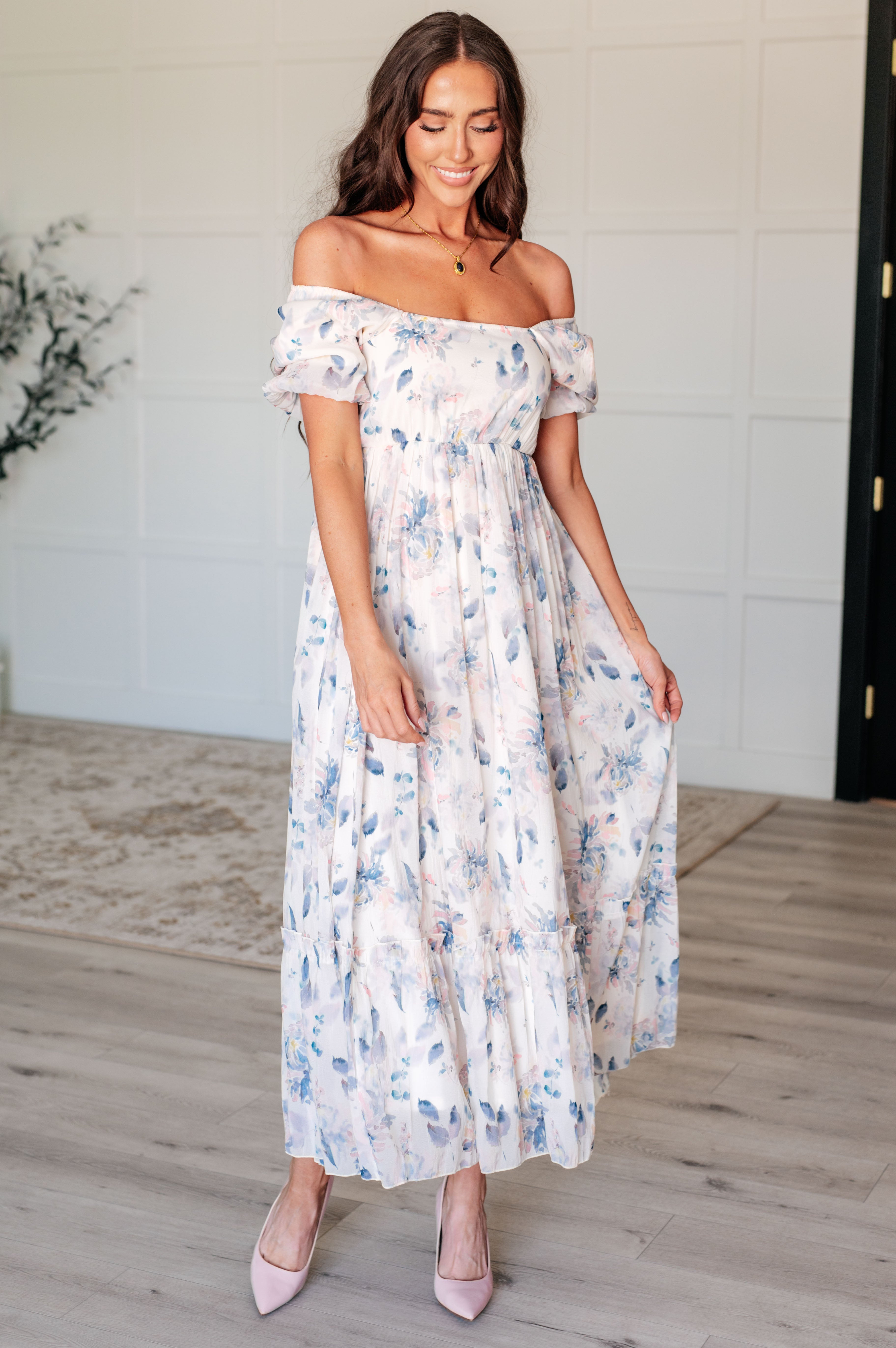 Gentle Yet Strong Balloon Sleeve Floral Dress