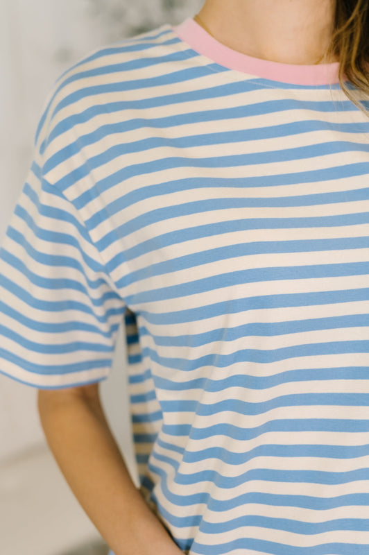 I Think I'm in Love Round Neck Loose Tee in Blue and Pink