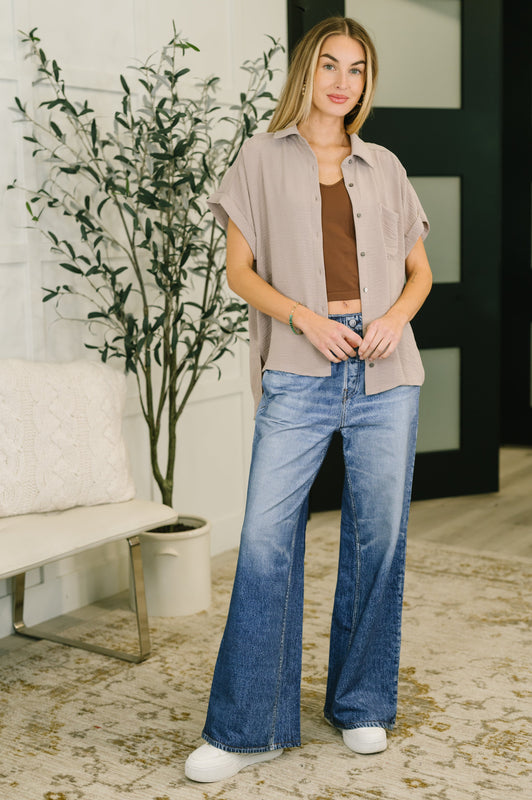 Keep Up Collared Button Down in Ash Mocha
